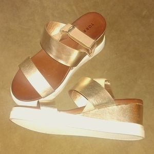 Torrid shoes sandals 9.5 new without box
